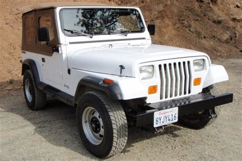 26k Mile 1990 Jeep Wrangler 5 Speed For Sale On Bat Auctions Sold For