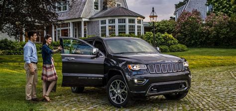 2021 Jeep® Grand Cherokee Photo Gallery