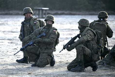 Karabinek Grot W Polskiej Armii Mariusz B Aszczak Podpisa Umow Na