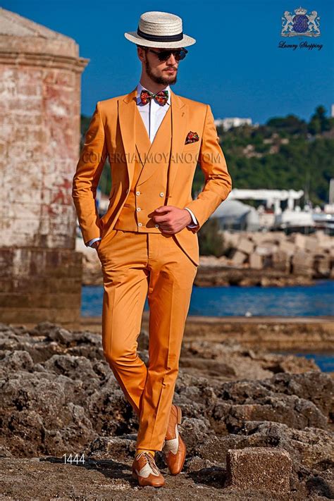 Traje De Novio Moderno Naranja De Mario Moyano Trajes De Para