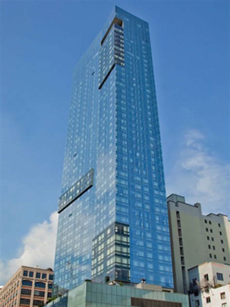 Trump SoHo Hotel Condominium New York – Enclos