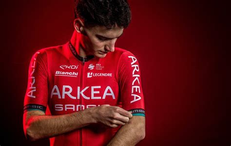 Saison 2023 Un nouveau maillot pour l équipe Arkéa Samsic TotalVelo