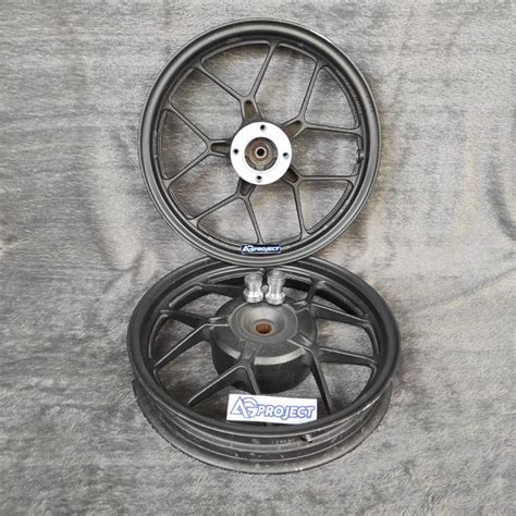 Jual Velg Vario 150 Old Pnp Vario 160 Cbs Shopee Indonesia