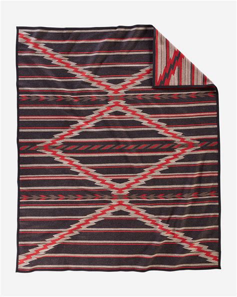 Pendleton blankets | Pendleton Woolen Mills