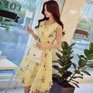 Dabuwawa Sleeveless Floral Dress Yesstyle