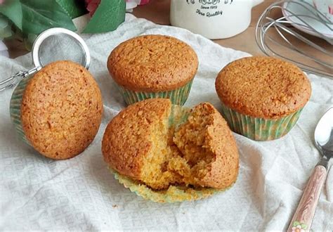 MUFFIN TORTINE NUVOLE DI CAROTE E MANDORLE Dolce Senza Burro Cucinare