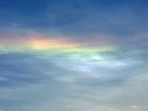 Cliff Mass Weather Blog: Iridescent Clouds