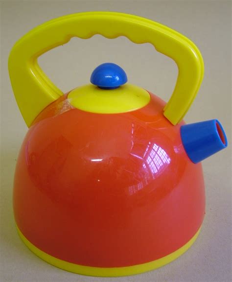 Teachitprimary Gallery Modern Plastic Toy Kettle