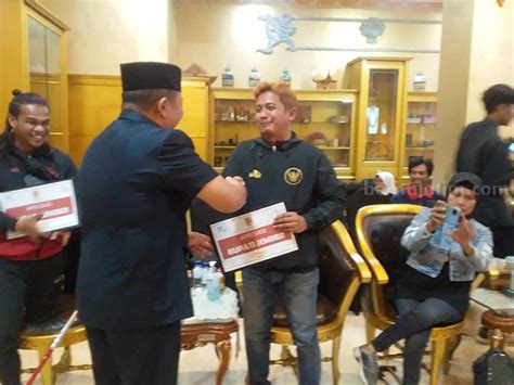 Bupati Jember Perintahkan Dispora Bantu Tim Sepak Bola Amputasi Persaid