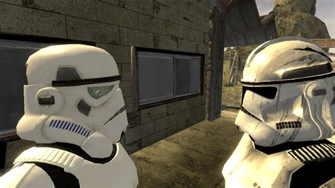 Troop Leaders: STORMTROOPER VS CLONE TROOPER