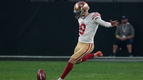 Robbie Gould Contract: What is Robbie Gould's Salary? - Sports Betting Dog