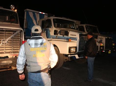 Puno Pnp Incauta Mercader A De Contrabando Valorizada En Mil Soles