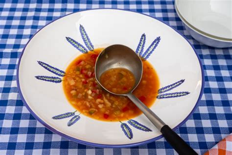 Servische Bonensoep Een Gevulde Soep Het Culinair Geheugen