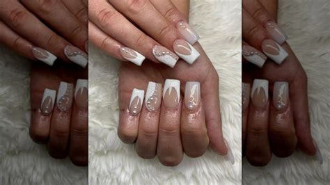 Pearl Nail Art Ideas To Step Up Your Manicure