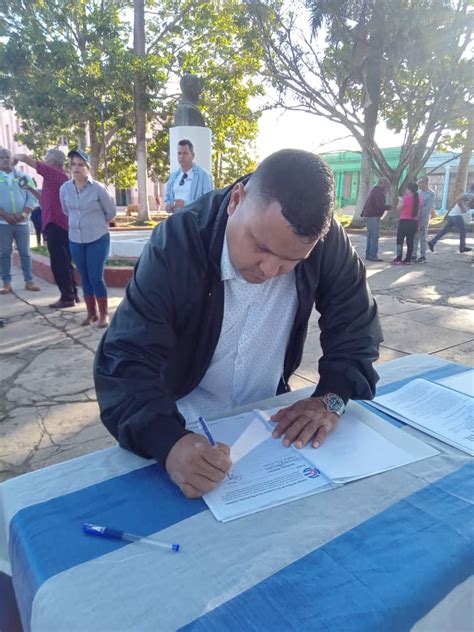 Firman Código de Ética de los Cuadros de la Revolución en Jagüey Grande