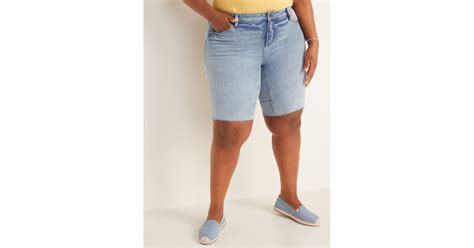 Old Navy Mid Rise Secret Slim Pockets Plus Size Jean Bermuda Shorts