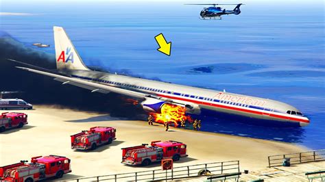 American Boeing Emergency Landing On Beach After Crashed With Air