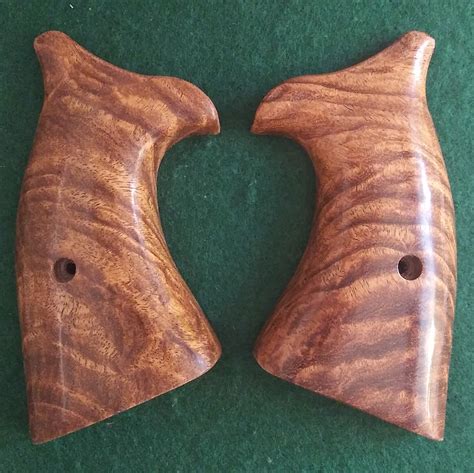 S W K L Frame Square Butt Target Mesquite Burl Texas Grips