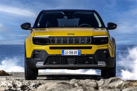 Nuevo Jeep Avenger se presenta en versión eléctrica y unas grandes