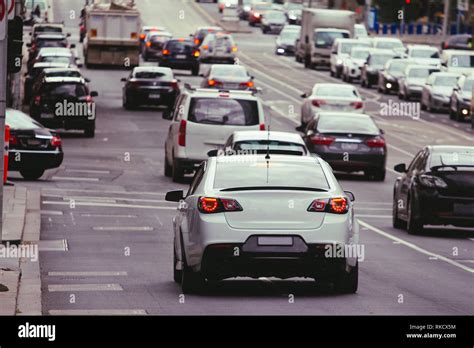 Autos autoverkehr Fotos und Bildmaterial in hoher Auflösung Alamy