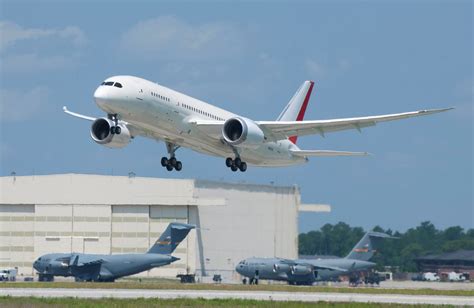 Christine Negroni » First 787 Takeoff In Charleston SC K65673