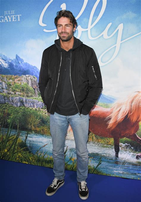 Photo Le fils de Michel Leeb Tom Leeb assiste à l avant première du