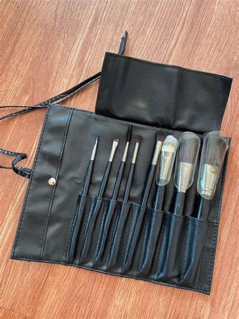 Make Up Brush Set Deluxe By Miniso Kesehatan Kecantikan Rias Wajah