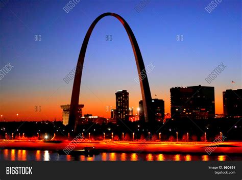 St Louis - Skyline Image & Photo (Free Trial) | Bigstock