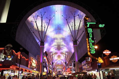 Las Vegas Night Tours - Limo, Helicopter, Party Bus & Club Crawl Prices