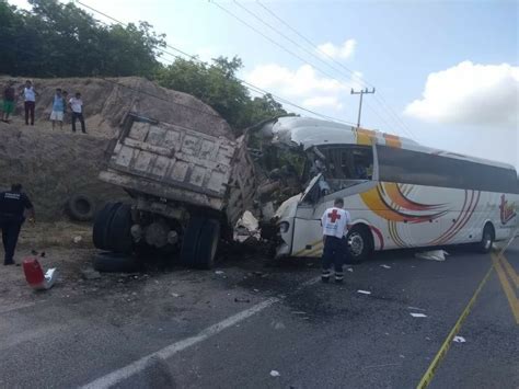 Accidente En Colima Cobra La Vida De Cuatro Personas Tráfico Zmg