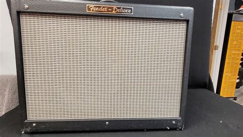 Fender Hot Rod Deluxe 3 Channel 40 Watt 1x12 Guitar Combo Reverb