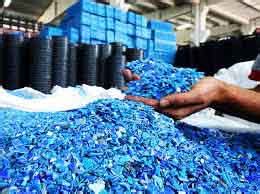 Recycling Plastic - Facts You Need to Know - Scraperite North America plastic razor blades and ...