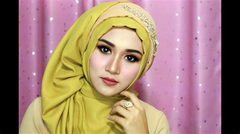 Tutorial Makeup Natural Dan Hijab Style Untuk Pesta Atau Wisuda