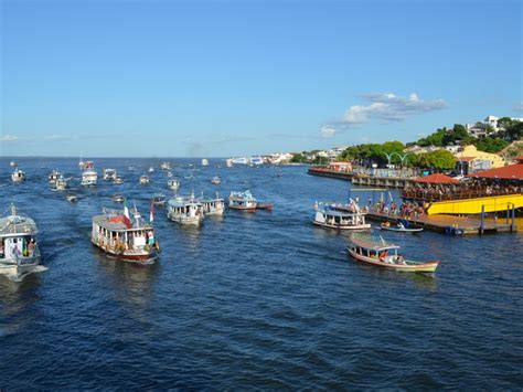 G1 Fiéis católicos celebram procissão fluvial de São Pedro em