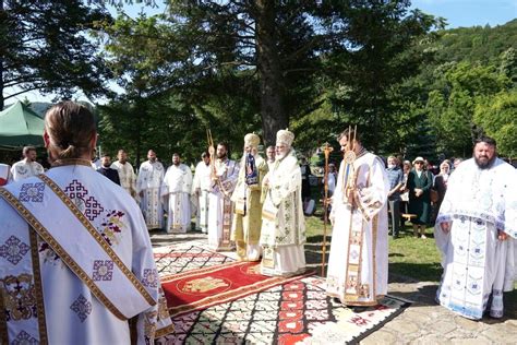 Zi de hram la Mănăstirea Cozia din județul Vâlcea