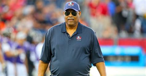 Texans Coach Bill O Brien Salutes Hall Of Famer Robert Brazile