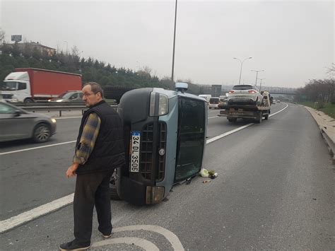 Son dakika TEM de kaza Trafik kilitlendi Gündem Haberleri