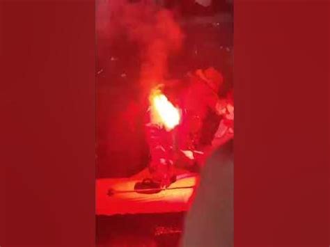 RED DRAGON ΒΟΥΤΙΑ ΣΤΟ ΣΥΝΤΡΙΒΑΝΙ #shorts - YouTube