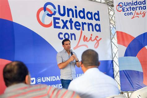 47 presidentes comités de base del PLD de SDE se juramentan en Unidad