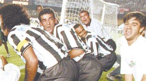 Rival Rebolou Na Frente Do Zagueiro Do Botafogo E O Pau Quebrou