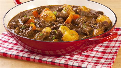 Slow Cooked Beef And Red Wine Casserole Ireland Am