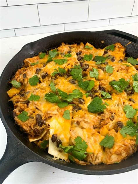 Green Chili Chicken Enchilada Skillet Jordos World