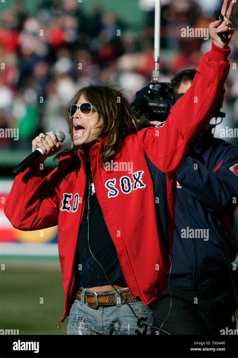 Aerosmith Lead Singer Steven Tyler Sings God Bless America During The