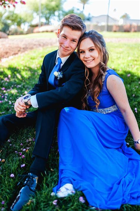 Pinterest Prom Picture Poses Prom Photoshoot Prom Poses