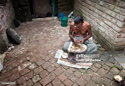 41 Beedi Making Stock Photos, High-Res Pictures, and Images - Getty Images