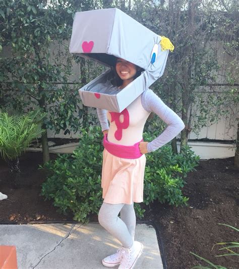 DIY Pearl Costume For Halloween