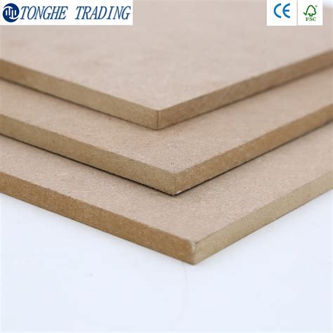 1220 2440mm Wood Fiber Material And Indoor Usage Plain Raw MDF Board