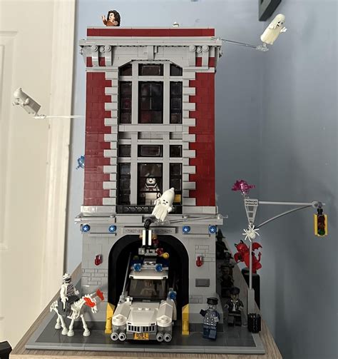 My Ghostbusters Firehouse display! : r/lego