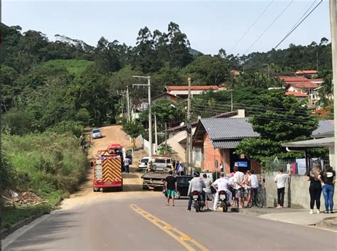 Morador De Brusque Morre Em Apíuna Após Infarto Enquanto Dirigia Rádio Diplomata Fm 105 3