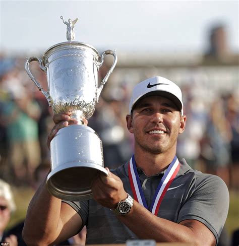 Brooks Koepka Successfully Defends Us Open Title As He Wins By One Shot